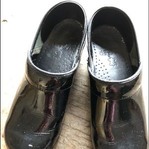 DANSKO CLOGS